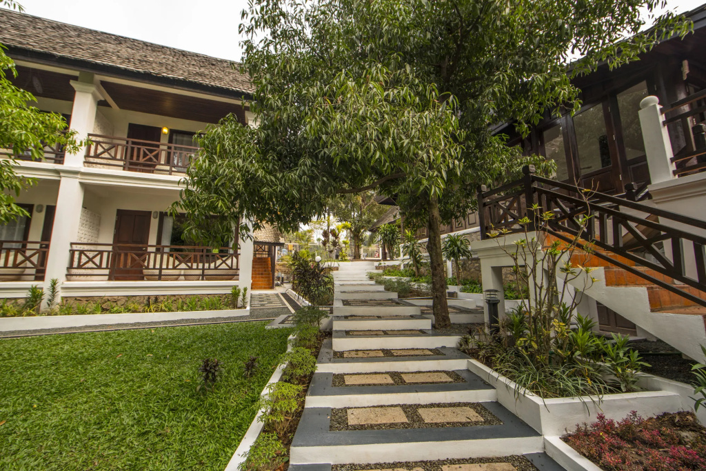 Parasol Blanc Luang Prabang