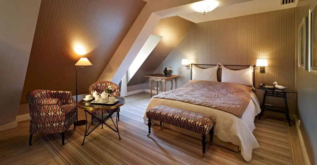 Relais et Châteaux - Château De Germigney - Chambres
