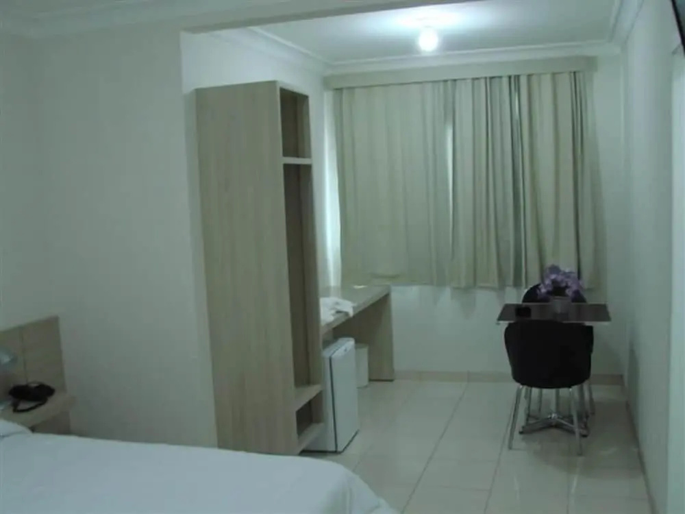 Deluxe Double room (full double bed)