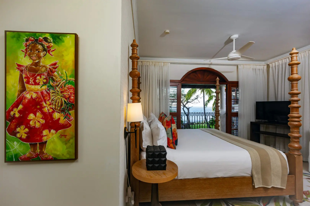 Suite with ocean view