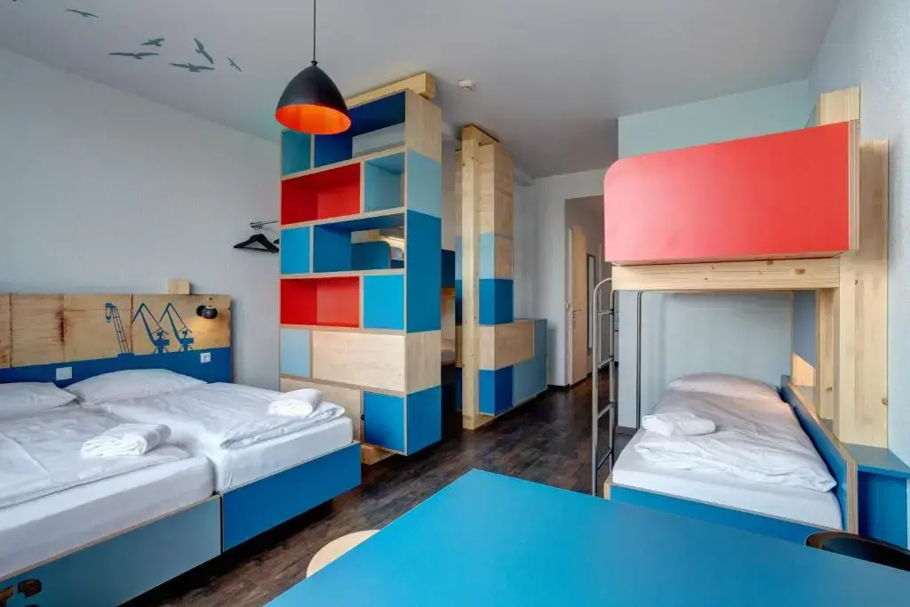 Meininger Hotel Hamburg City Center - Chambres
