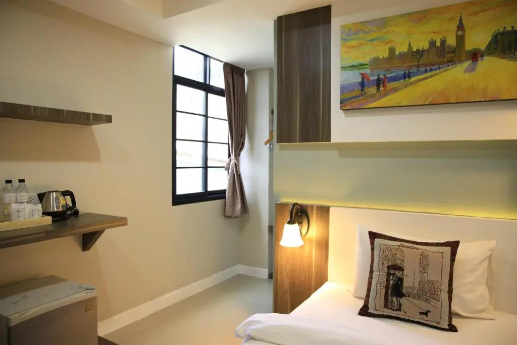 Standard Double room (full double bed)