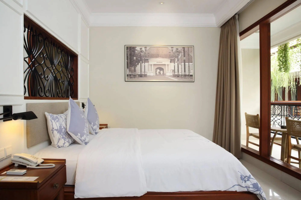 Seminyak Lagoon All Suites Hotel — фото