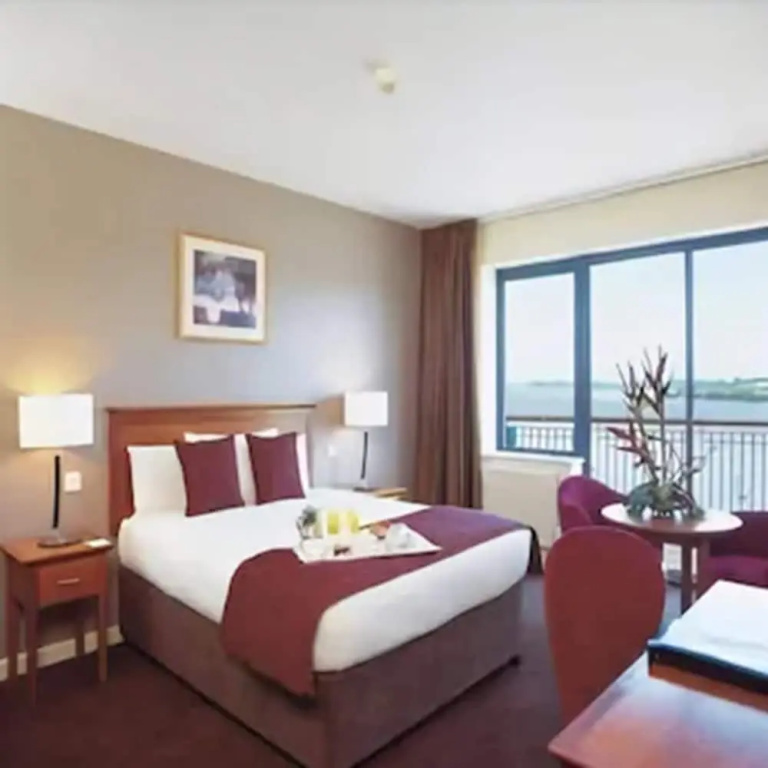Superior Double room (full double bed)