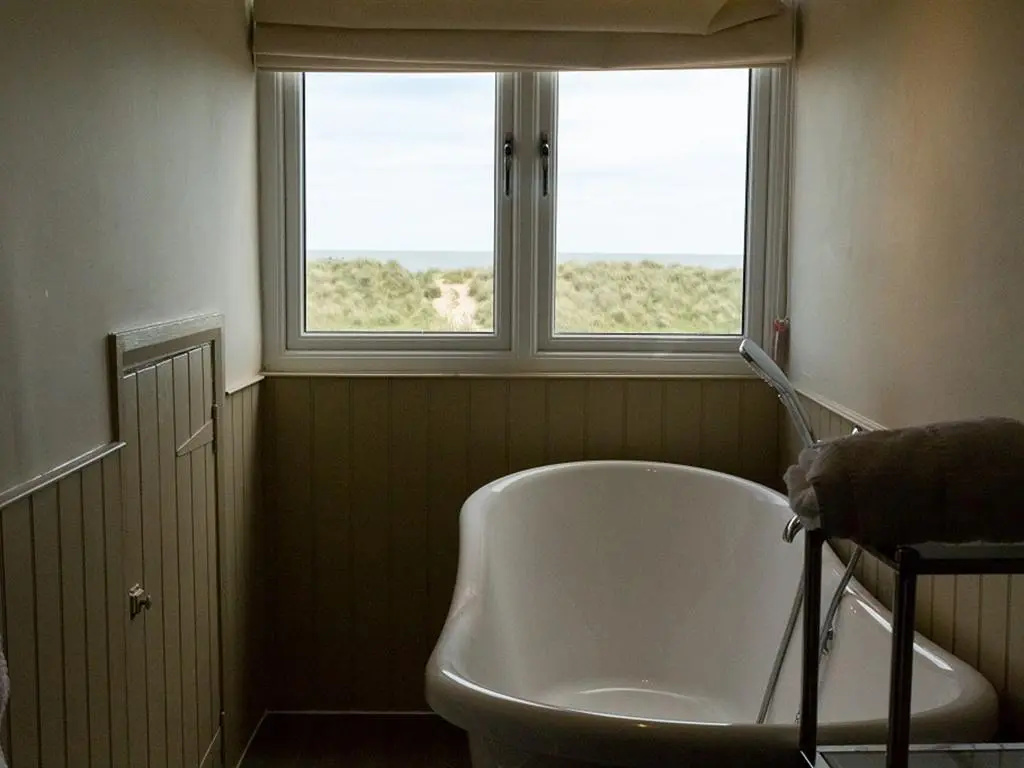 Superior Double room with sea view (full double bed)