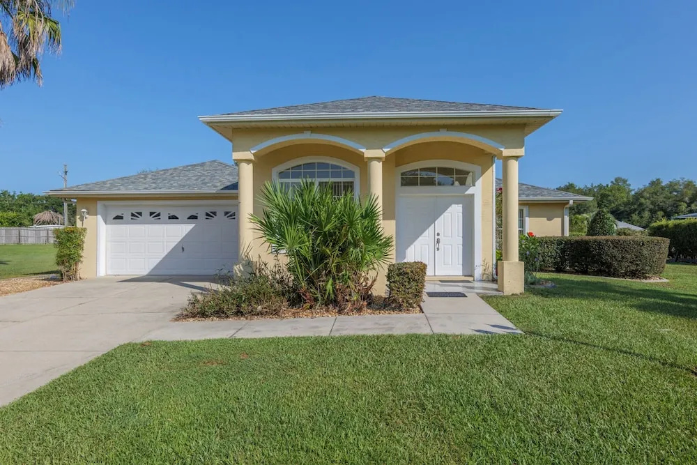 Villa Warren Family Pool Paradise in Inverness Screened Pool Trail Adventures