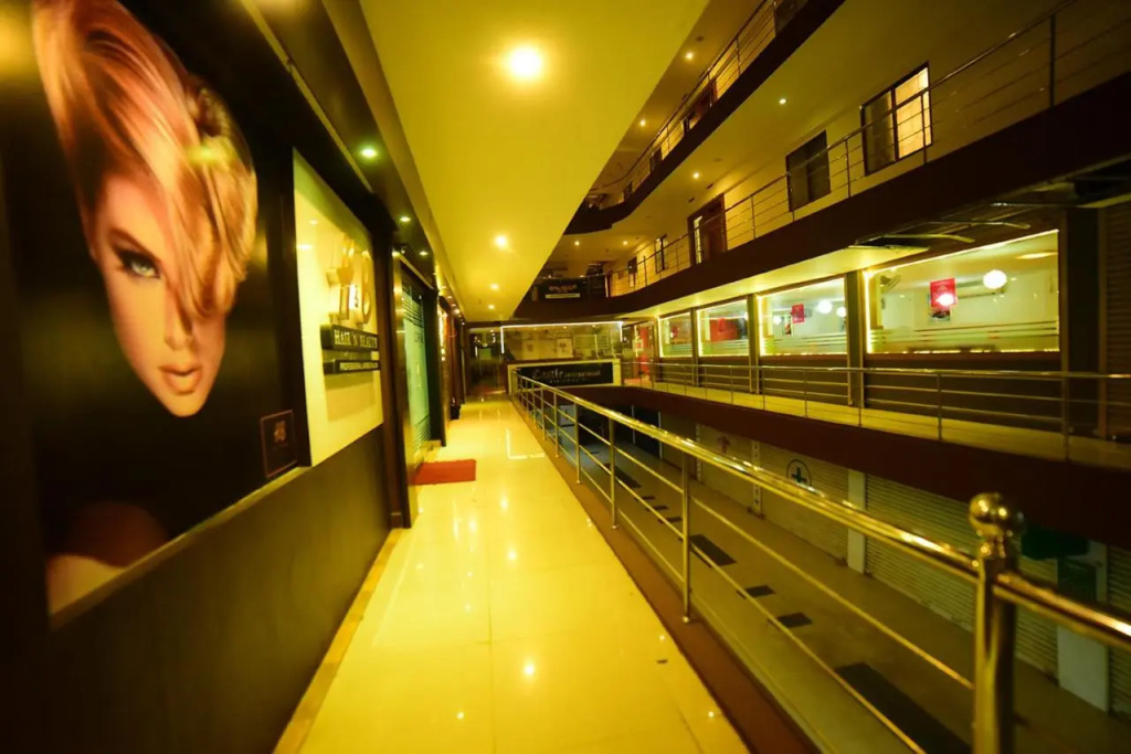Castle International Premium Hotel - Général