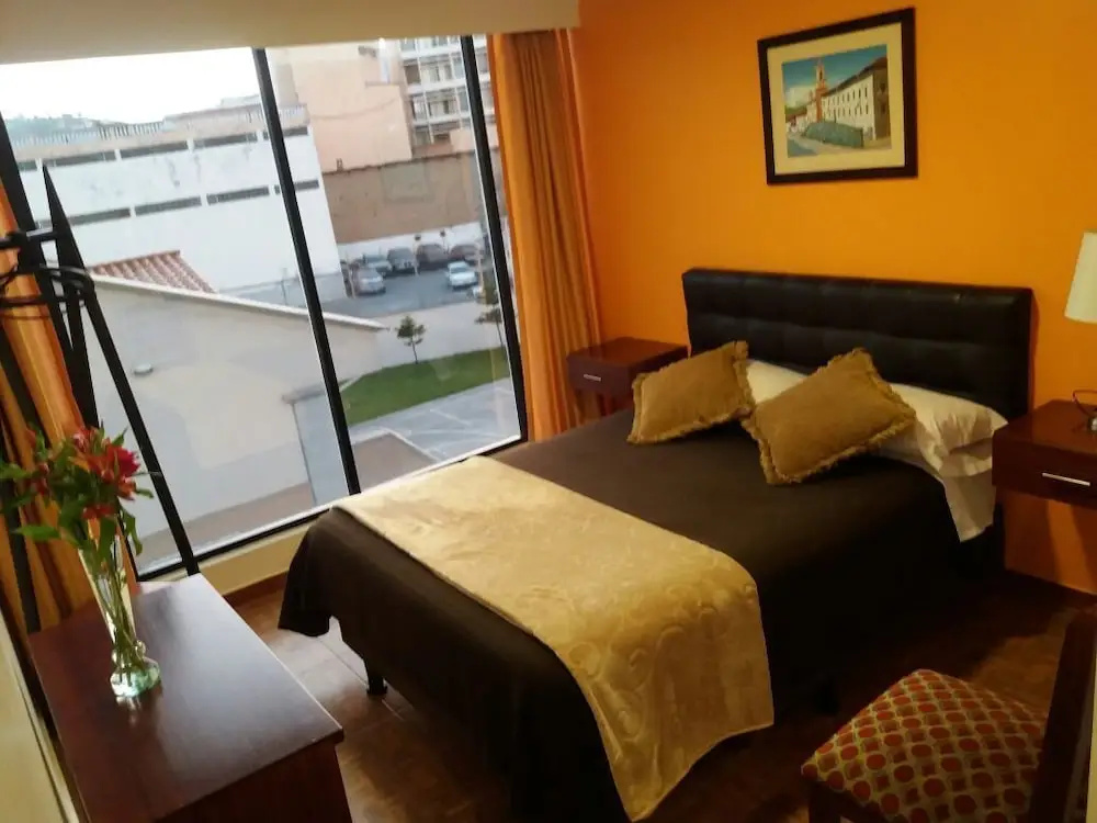 Executive Double room (full double bed)