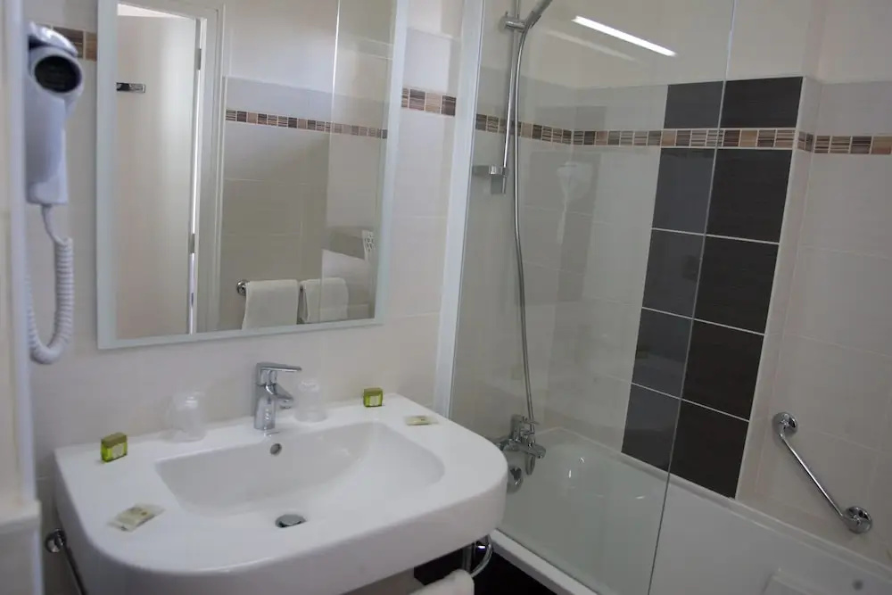 Standard Single room with city view