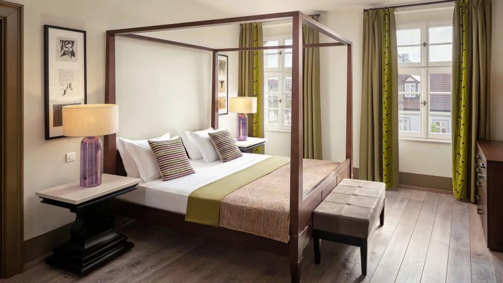 Executive Suite