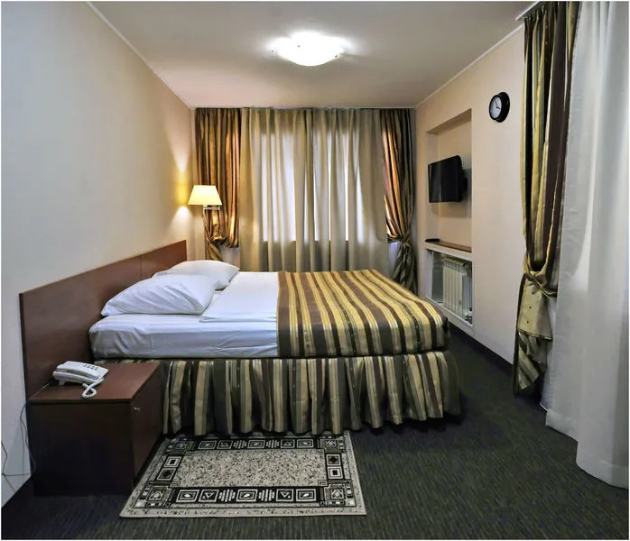 Standard plus room