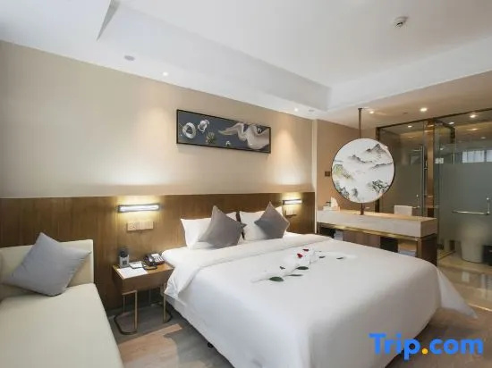Superior Double room (full double bed)