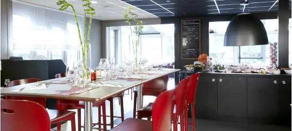 Food & Beverage