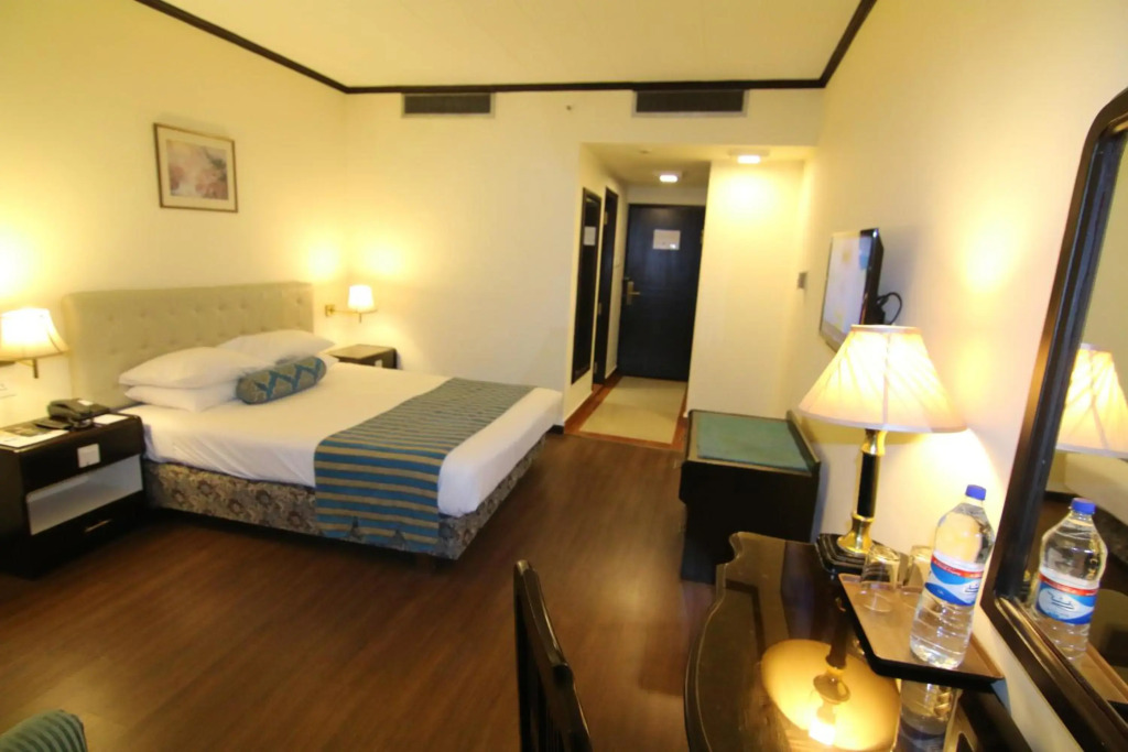 Islamabad Hotel — фото 3