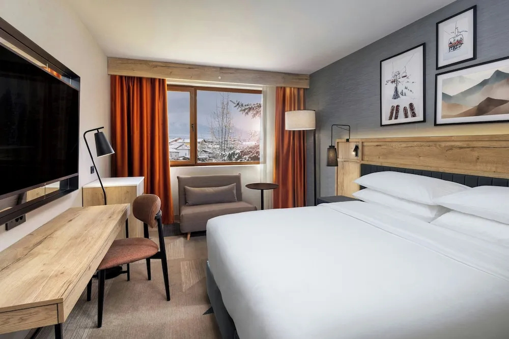 Economy room
