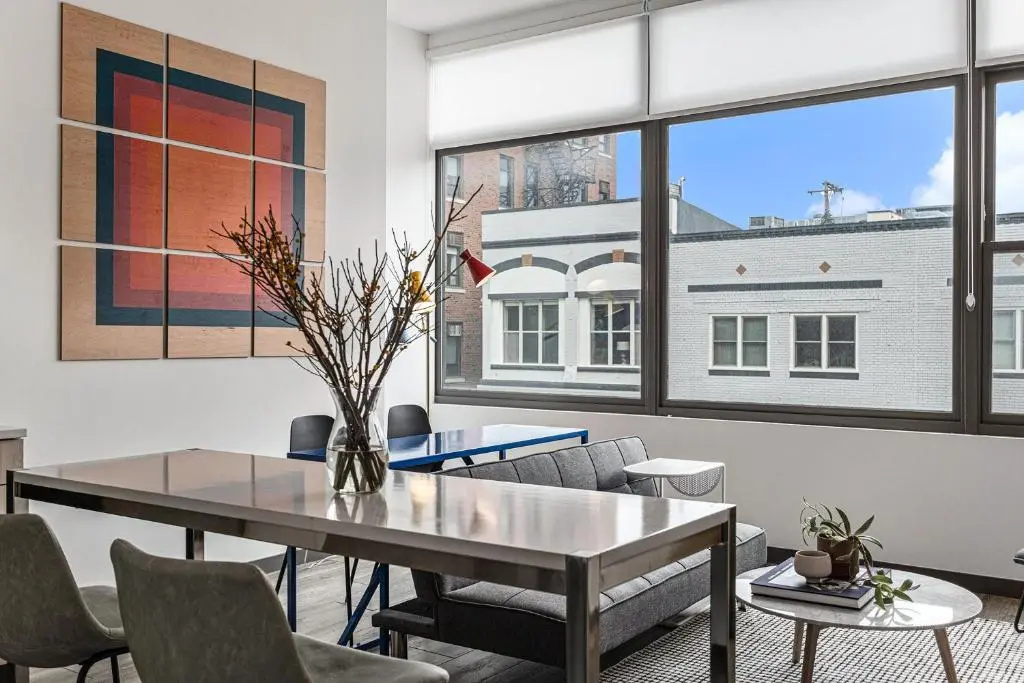 1 Bedroom Apartment