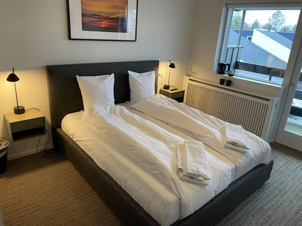 Standard Double room (full double bed)