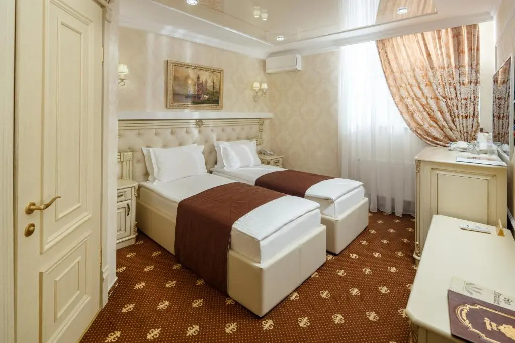 Economy Double Basement room (full double bed)