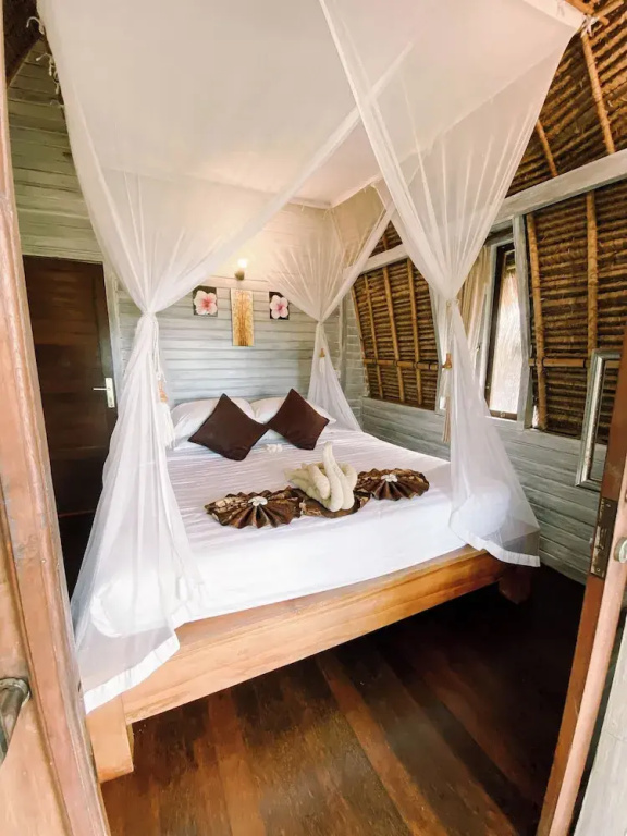 Superior Double room (full double bed)