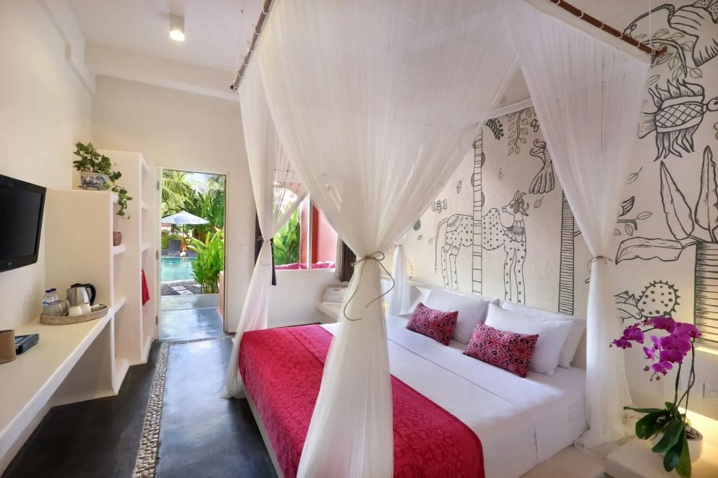 PinkCoco Uluwatu - Constant Surprises & for Cool Adults Only — фото