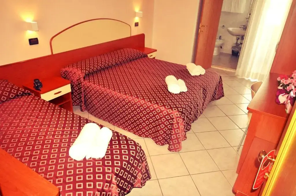 Grand Hotel Azzurra Club Lido Adriano - Chambres