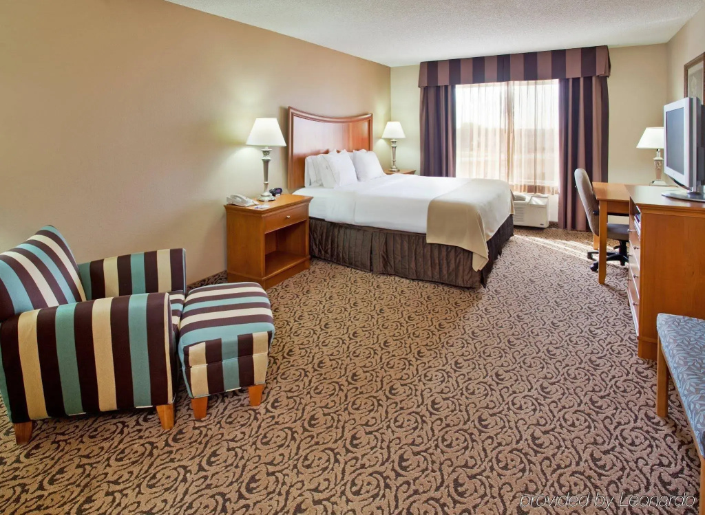 Holiday Inn Express Hastings by IHG — фото 5