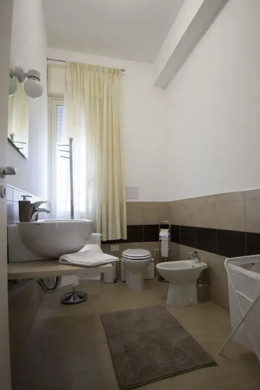 2 Bedrooms Apartment with balcony and with sea view