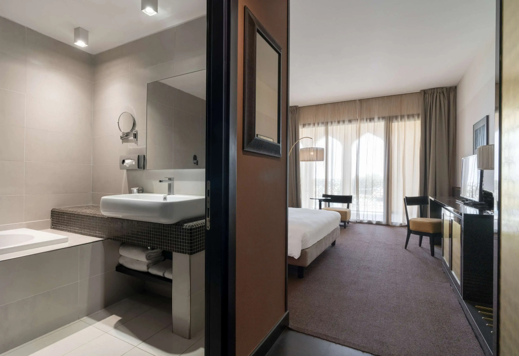 Superior room