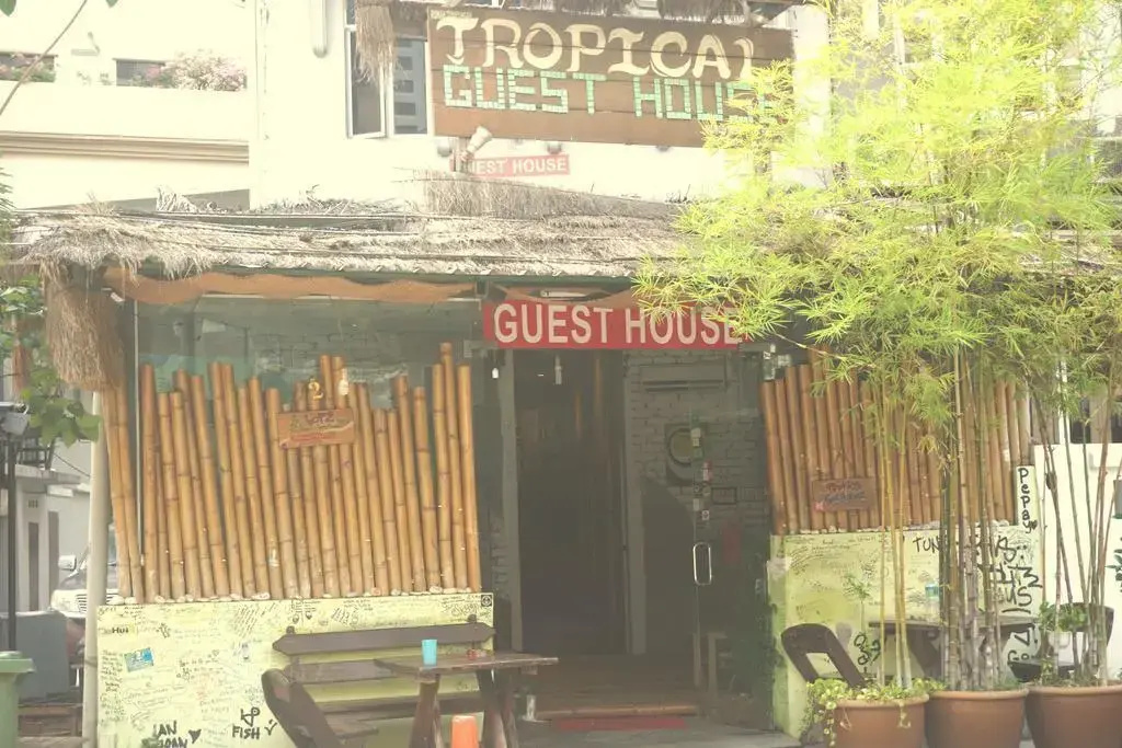 Tropical Guesthouse