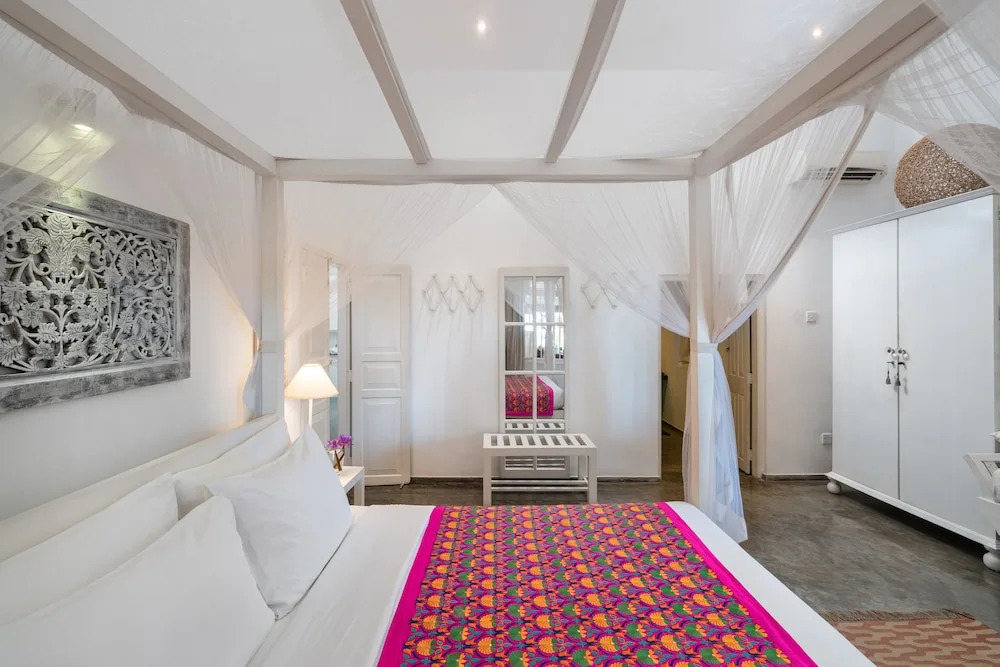 Taru Villas - 906