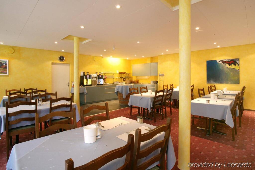 Central Hotel Post Chur by null