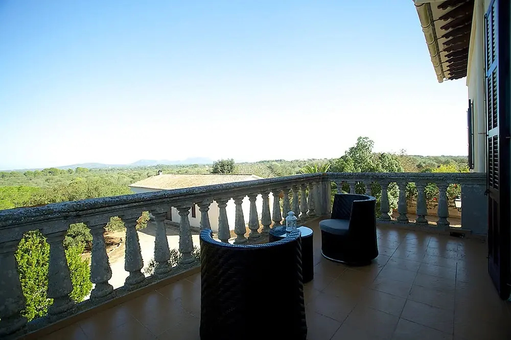 Balcony & Terrace
