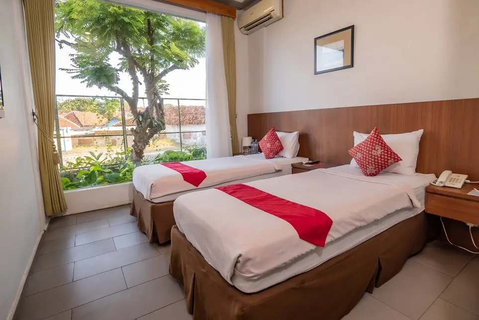 Blambangan Hotel - Chambres
