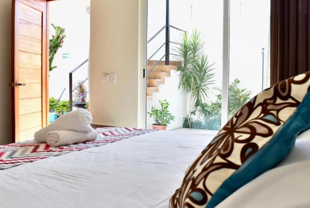 Carri Surf Studio — 4