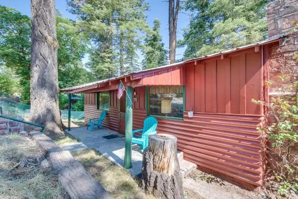 2 Bedrooms Cottage