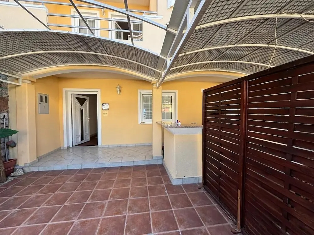 One Bedroom Apartment Stella Maris 2