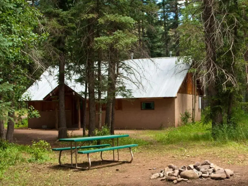 3 Bedrooms Cottage