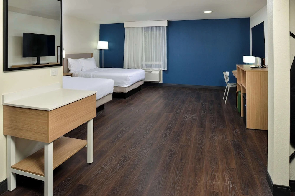 Четырёхместный номер Standard в Spark by Hilton Dallas Market Center
