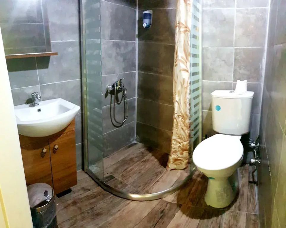 Standard Double room with garden view (full double bed)