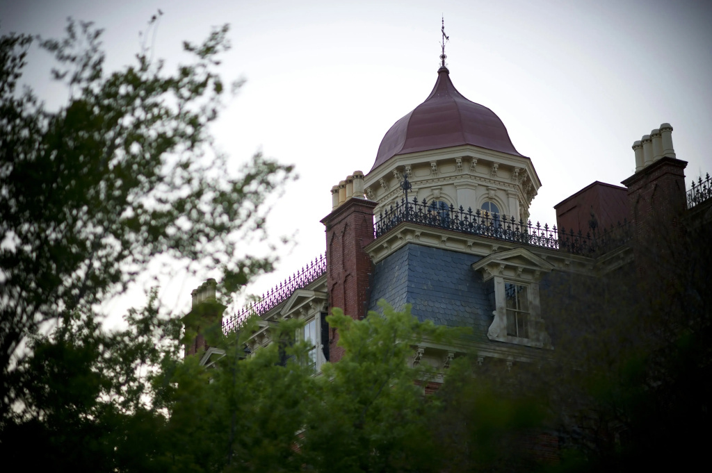 Wentworth Mansion