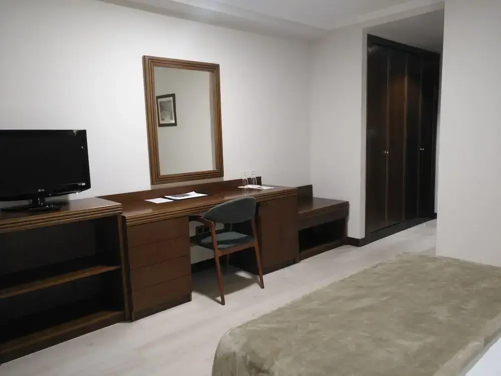 Comfort room