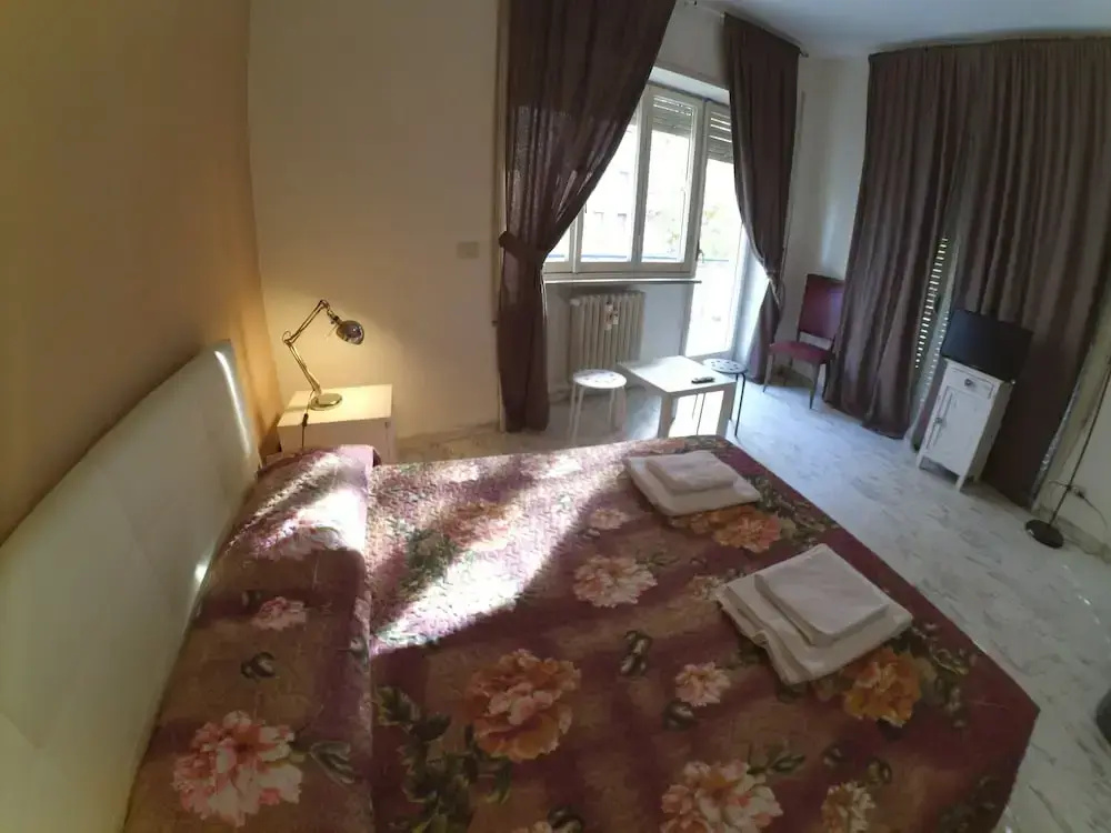 Standard Triple room with balcony