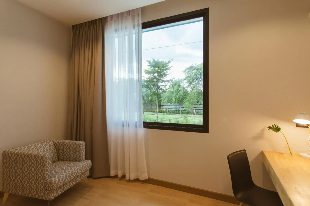 Premier Double room (full double bed)
