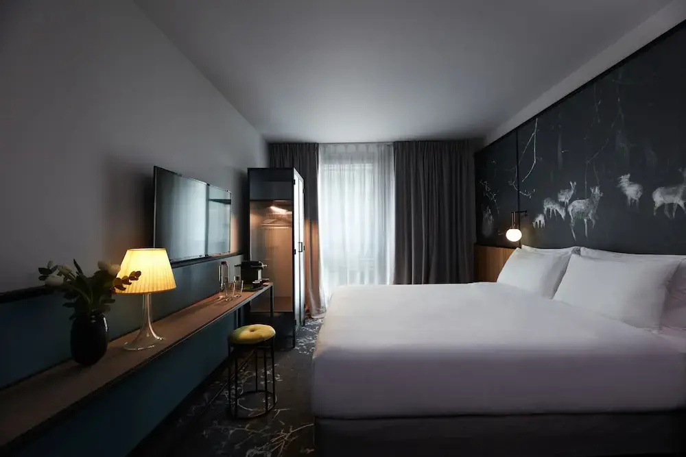 Classic Double room (full double bed)
