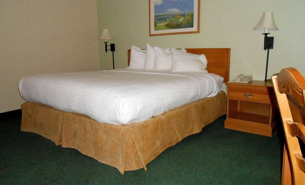 AmericInn by Wyndham Oscoda Near AuSable River - Chambres