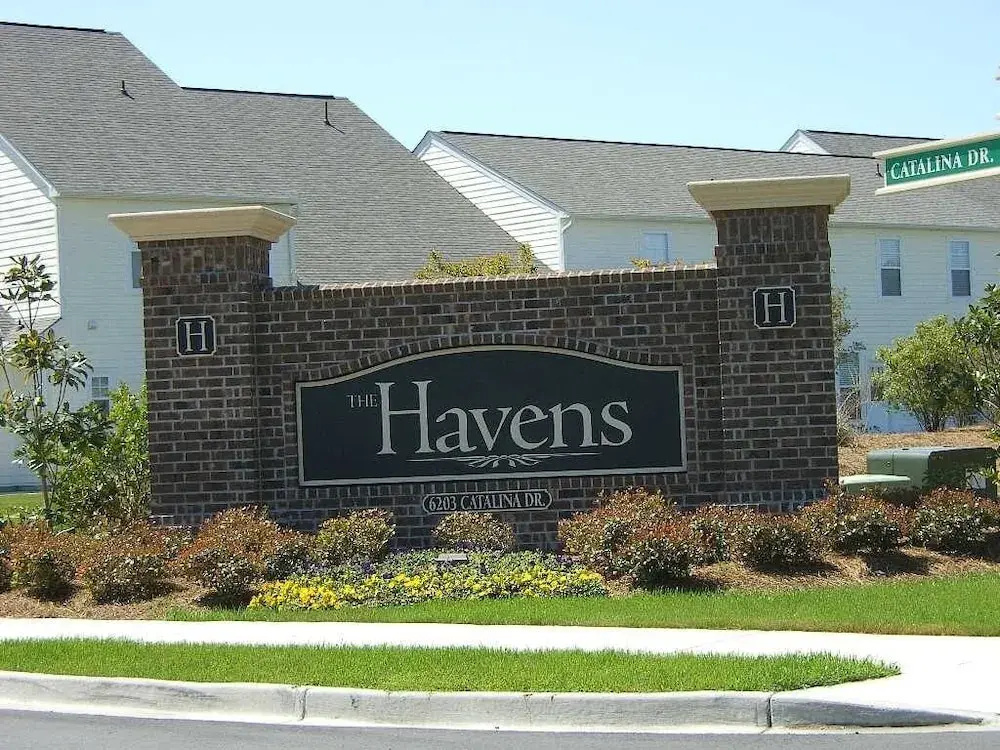 Havens 712 3 Bedroom Condo by Redawning