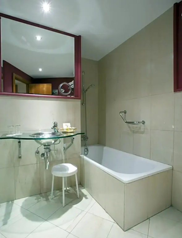 Standard Single room (single bed)