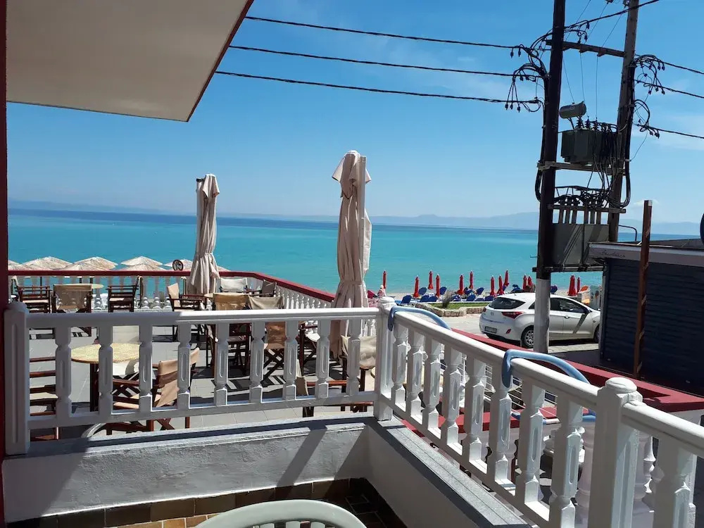 Standard Family room with partial sea view
