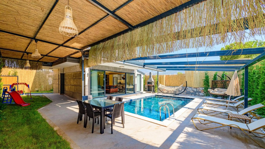 Söğüt 1 - 4 Bedroom with jacuzzi in Fethiye