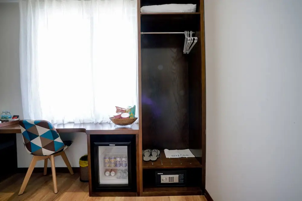 Deluxe Double room (full double bed)